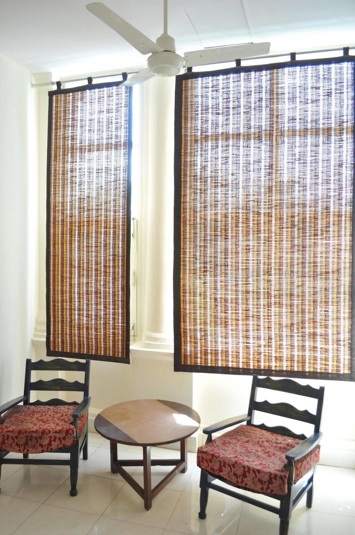 Hotel Kabli New Delhi Eksteriør bilde